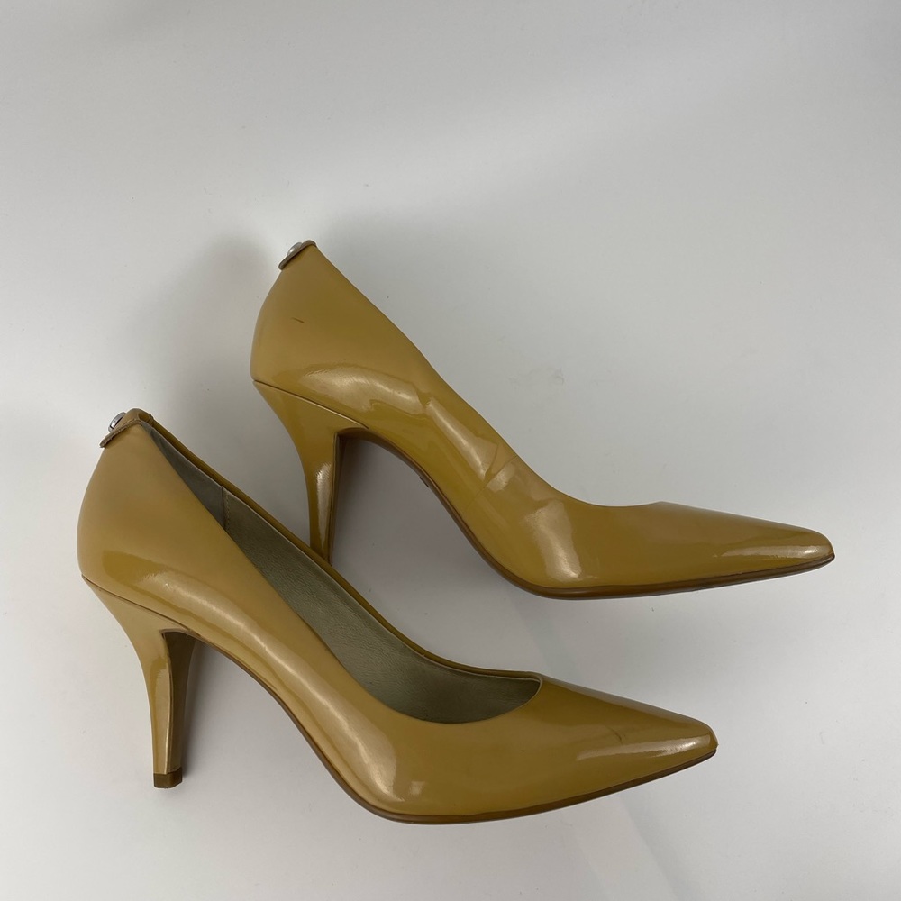 MICHAEL Michael Kors Patent Leather Pointed Toe Heel Pumps 6 Mustard